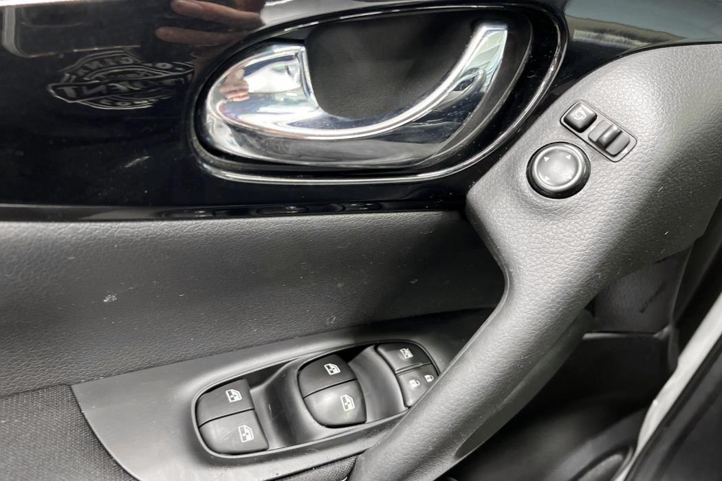 NISSAN Qashqai 2018