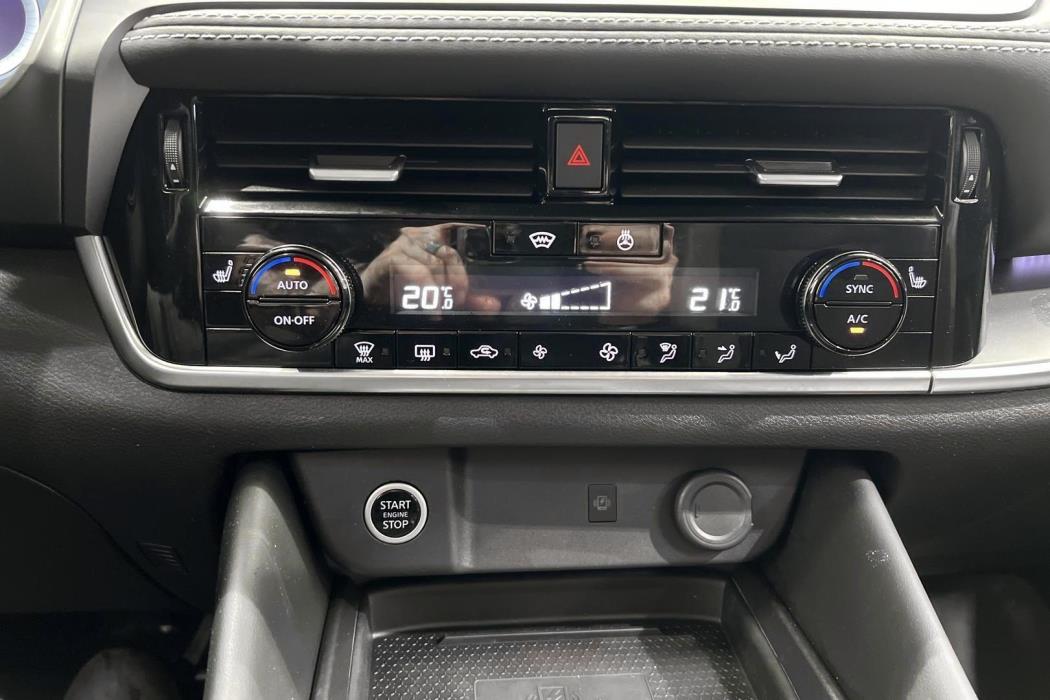 NISSAN Qashqai 2025