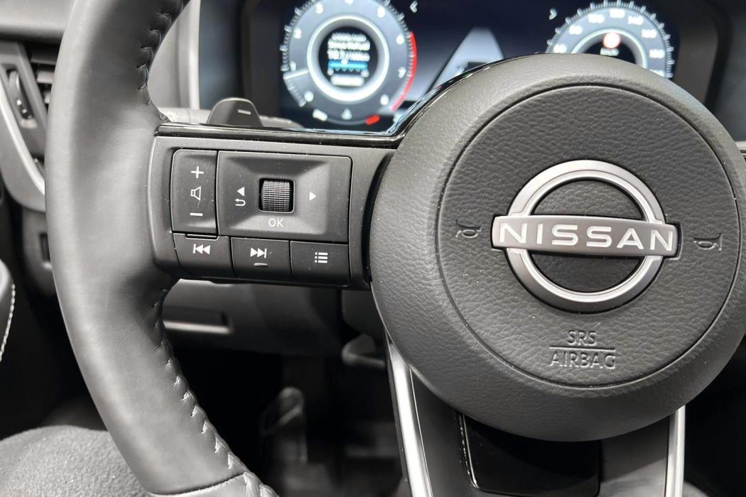 NISSAN Qashqai 2025