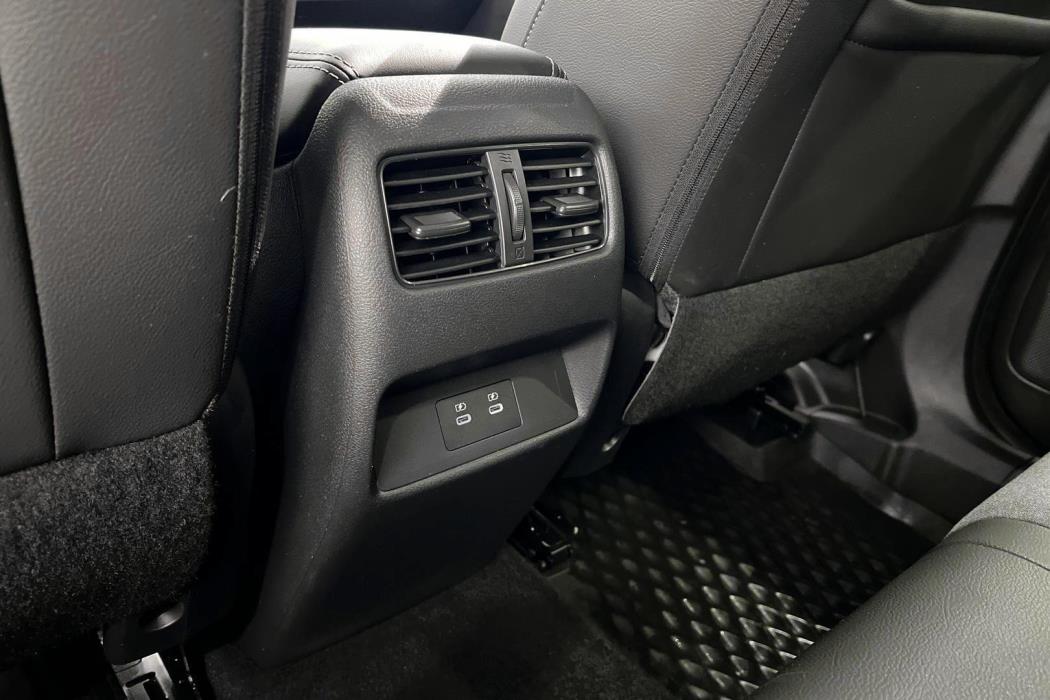 NISSAN Qashqai 2025