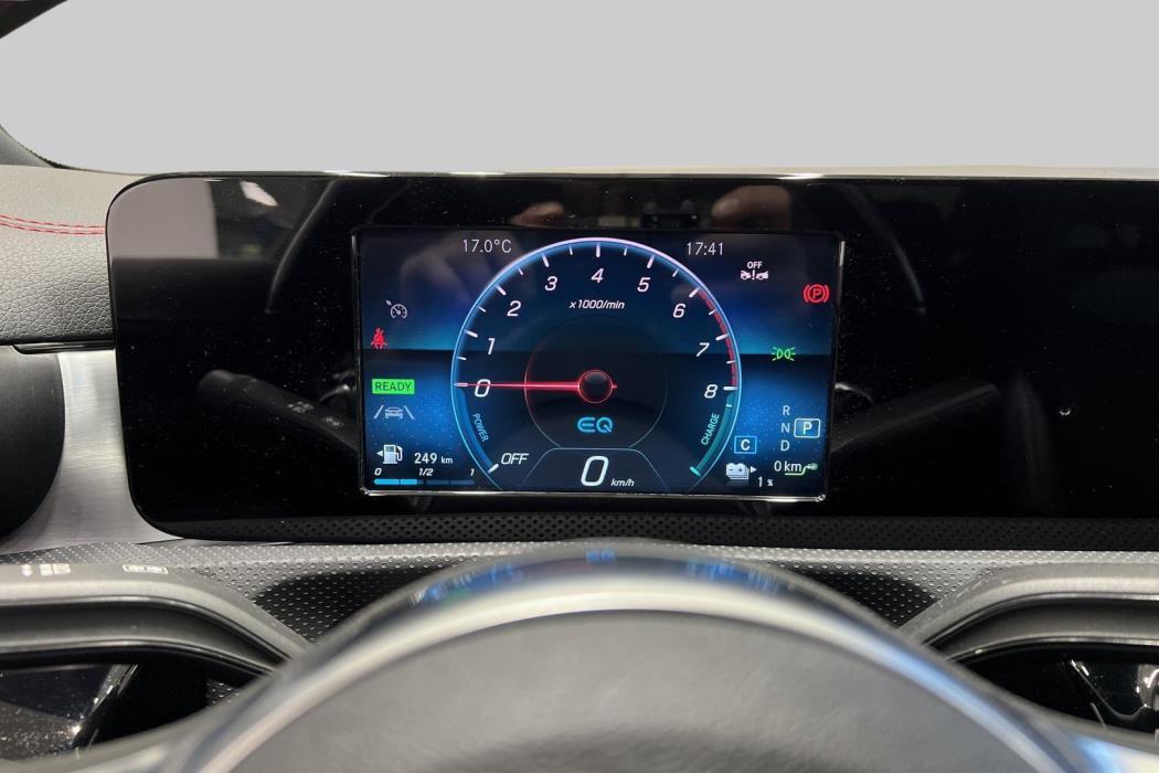 MERCEDES-BENZ CLA 2021
