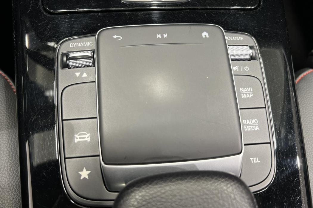 MERCEDES-BENZ CLA 2021