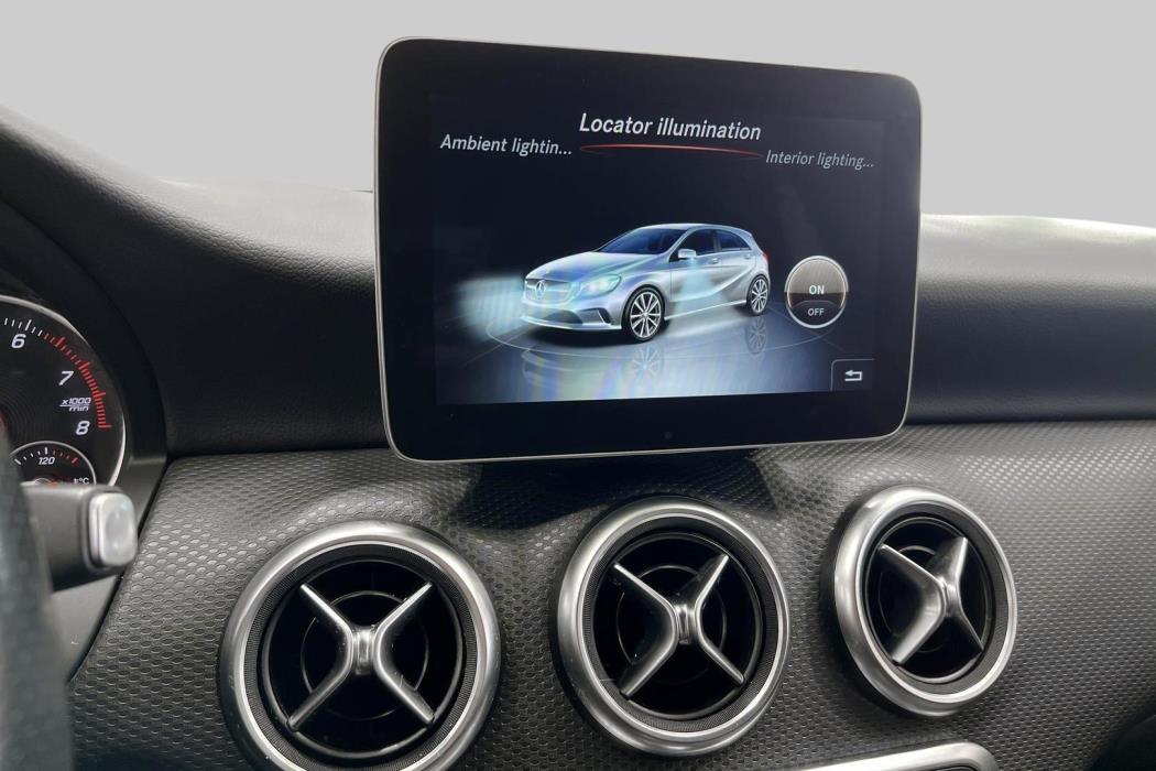 MERCEDES-BENZ A 2018