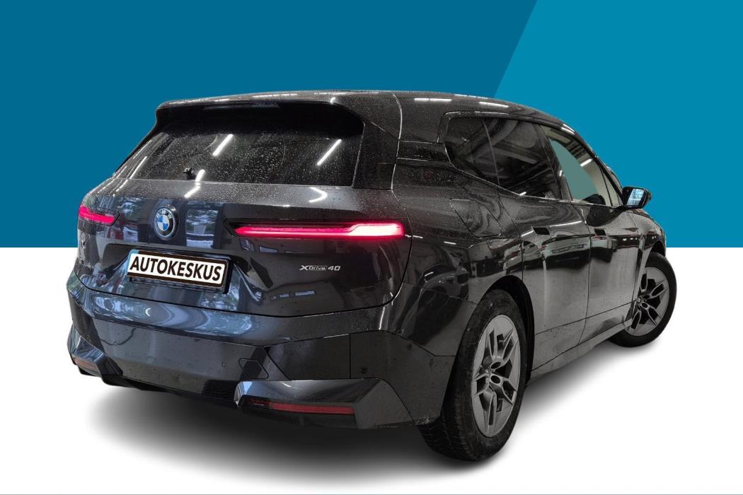BMW IX 2023