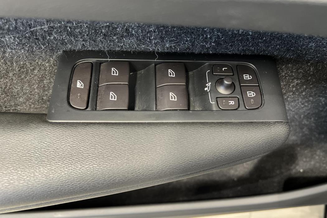 VOLVO XC40 2019