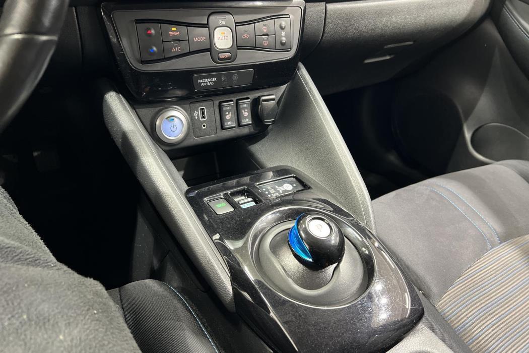 NISSAN Leaf 2020