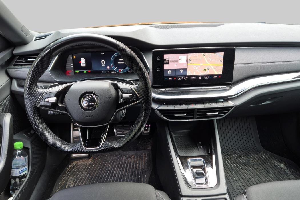 SKODA Octavia 2024