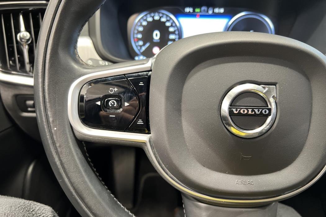 VOLVO V90 2020