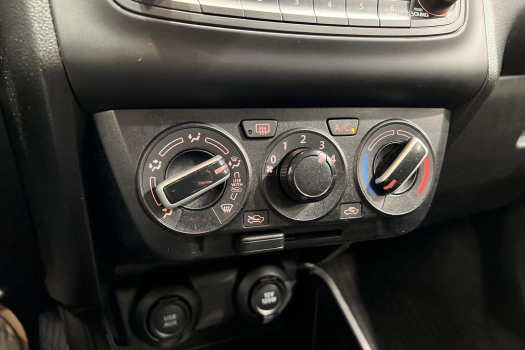 SUZUKI Swift 2021