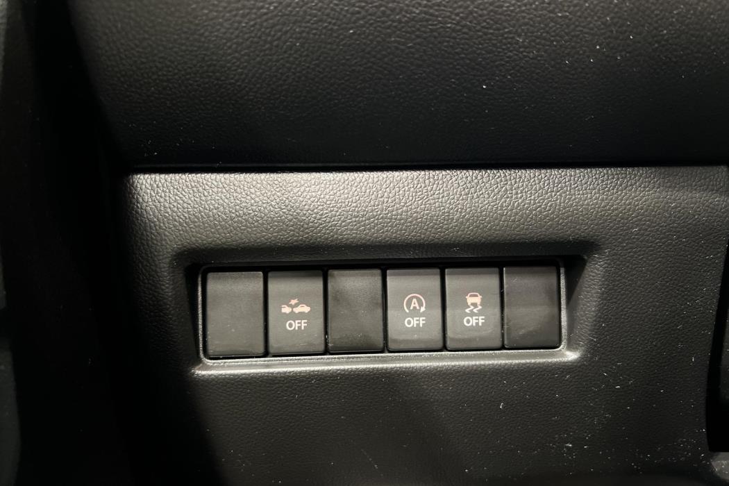SUZUKI Swift 2021