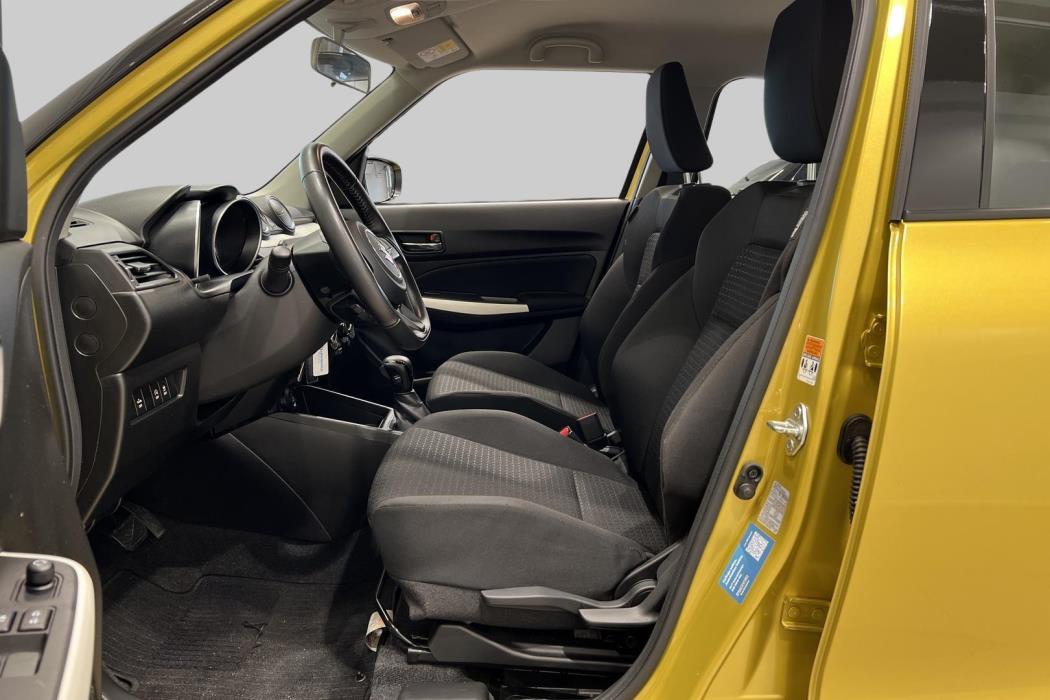 SUZUKI Swift 2021