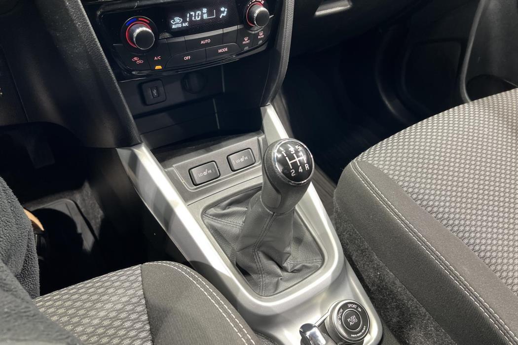SUZUKI Vitara 2015