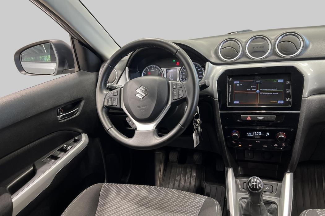 SUZUKI Vitara 2015