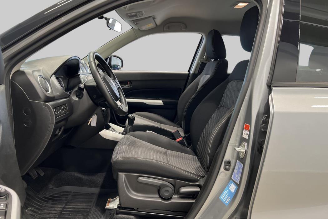 SUZUKI Vitara 2015