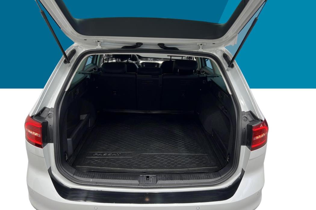 VOLKSWAGEN Passat 2018