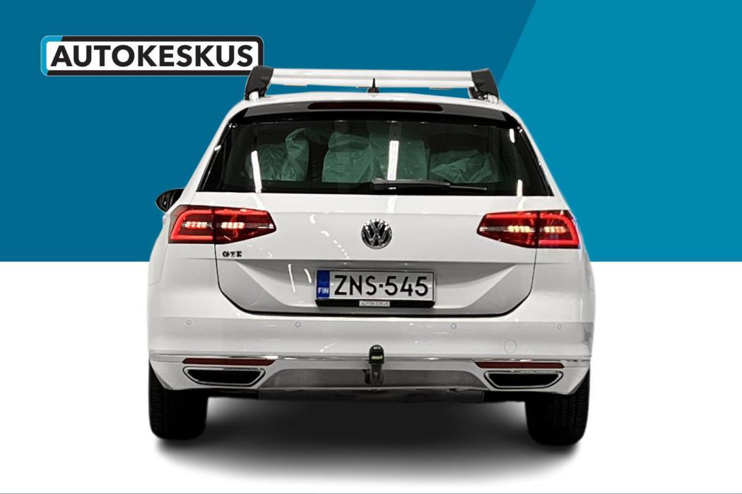 VOLKSWAGEN Passat 2018