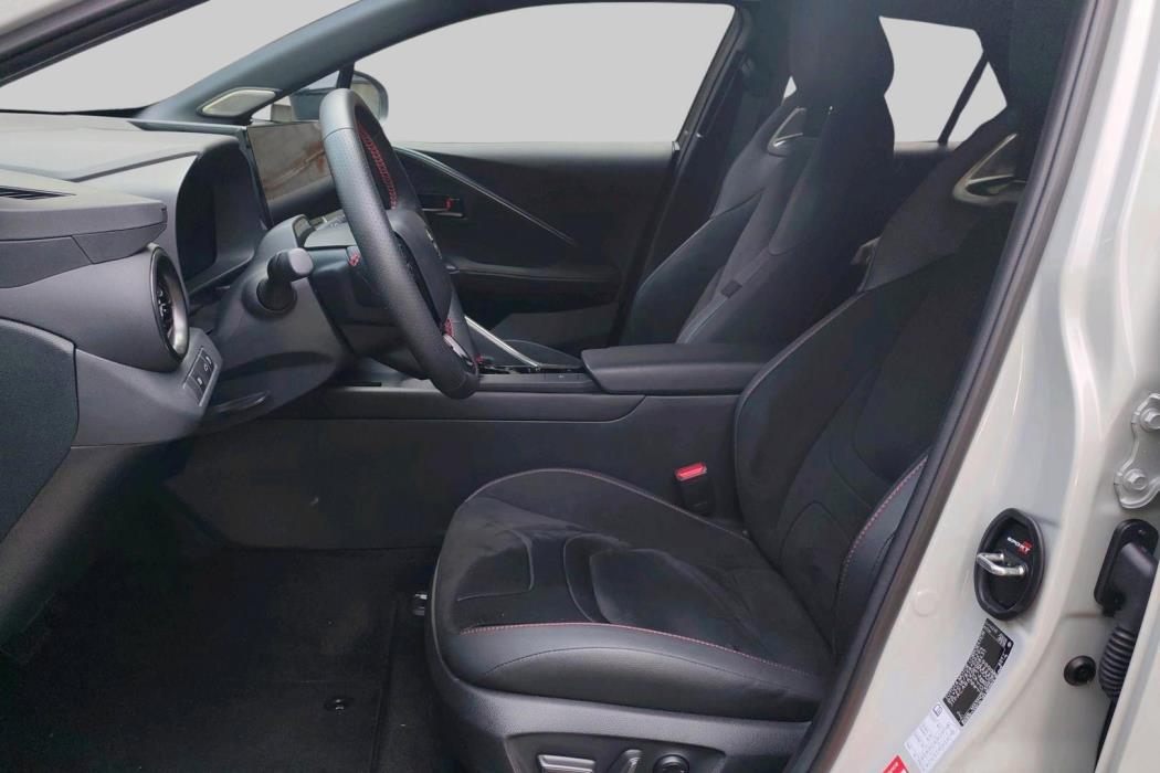 TOYOTA C-HR 2024