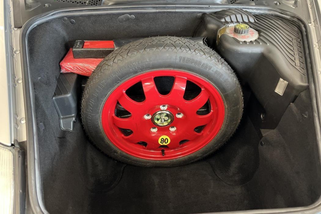 PORSCHE 911 2004