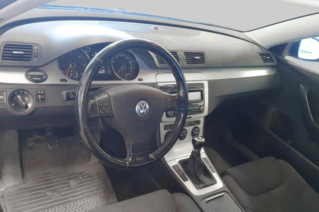 VOLKSWAGEN Passat 2009