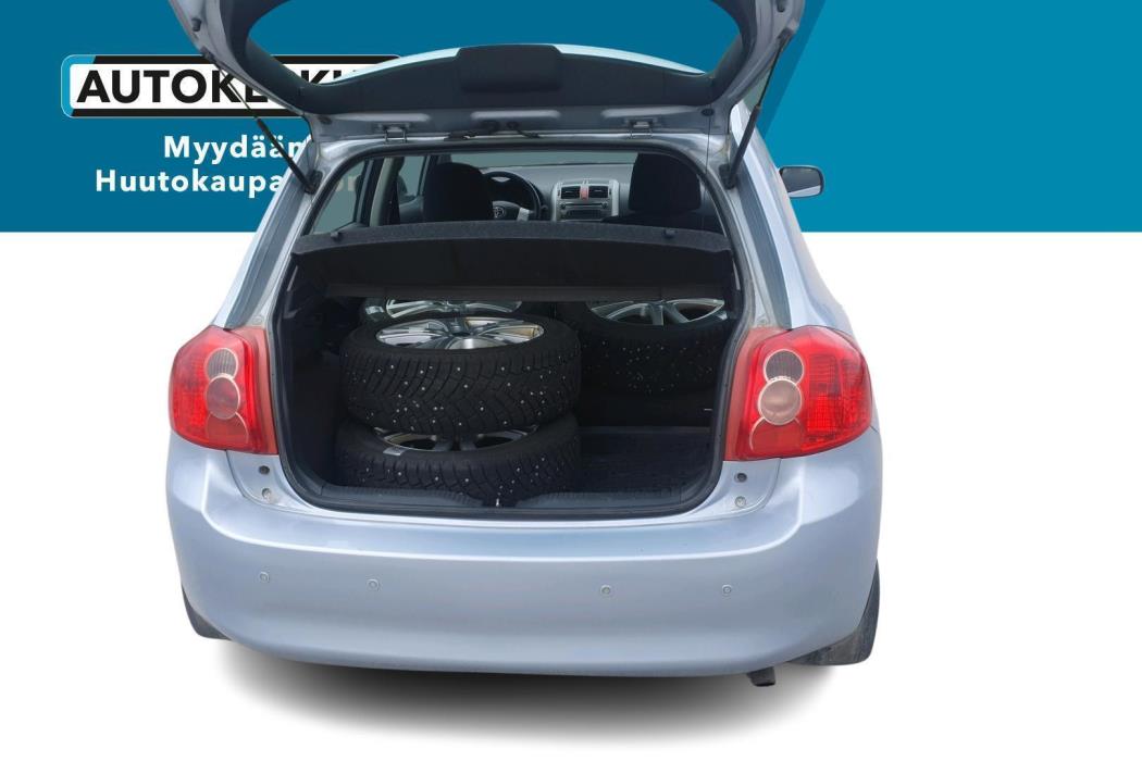 TOYOTA Auris 2008