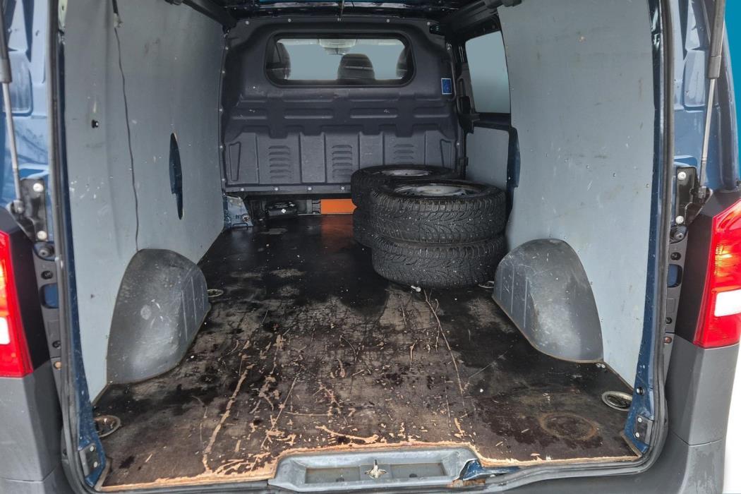 MERCEDES-BENZ Vito 2015