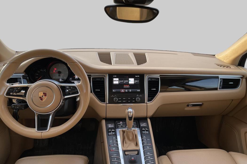 PORSCHE Macan 2017