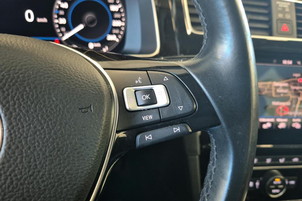 VOLKSWAGEN Golf 2019