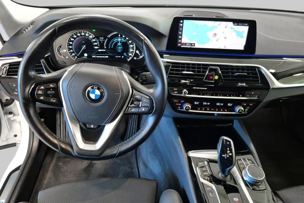 BMW 5-sarja 2021