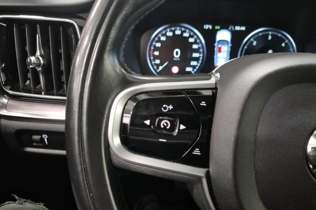 VOLVO V60 2019