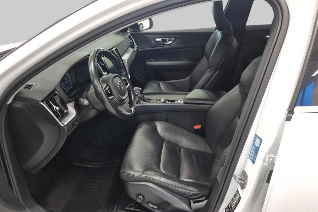 VOLVO V60 2019