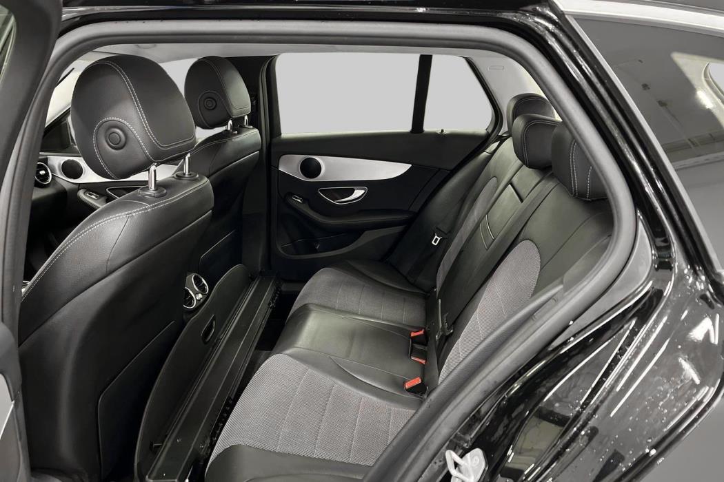 MERCEDES-BENZ C 2020