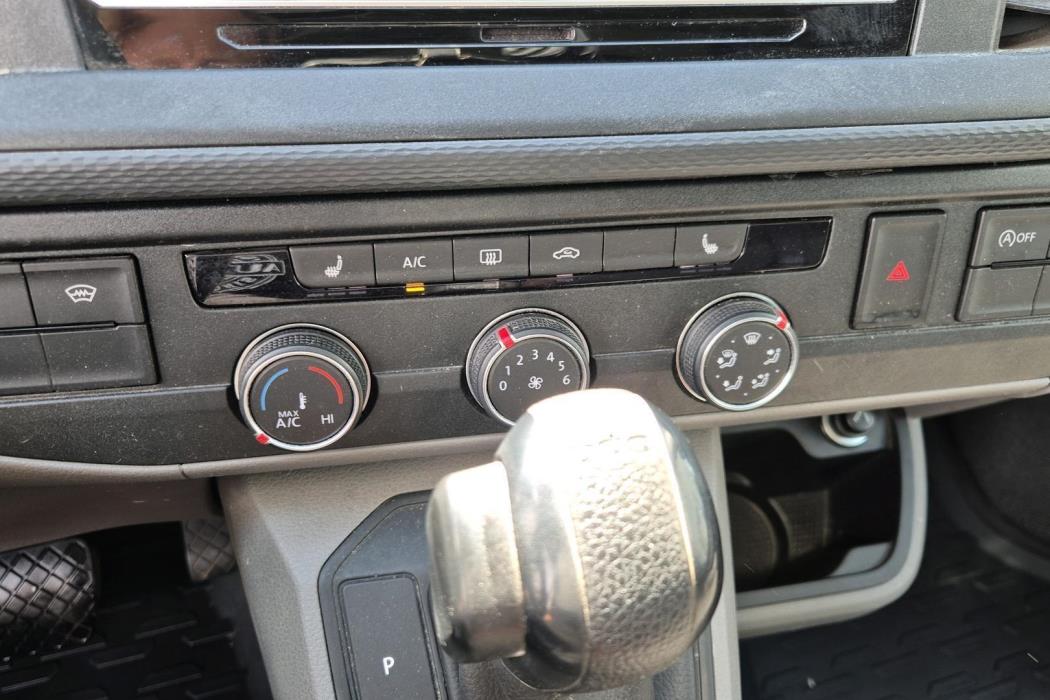 VOLKSWAGEN Transporter 2020