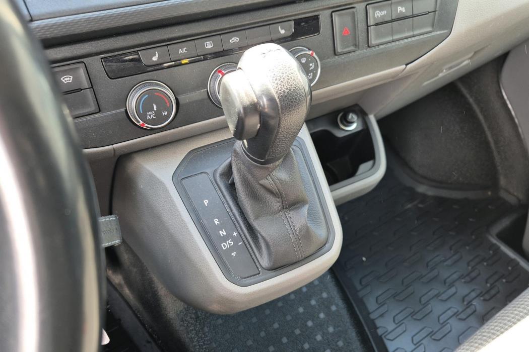 VOLKSWAGEN Transporter 2020