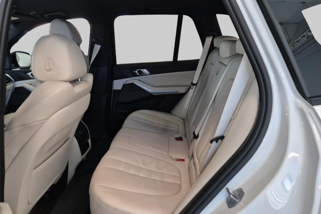 BMW X5 2021