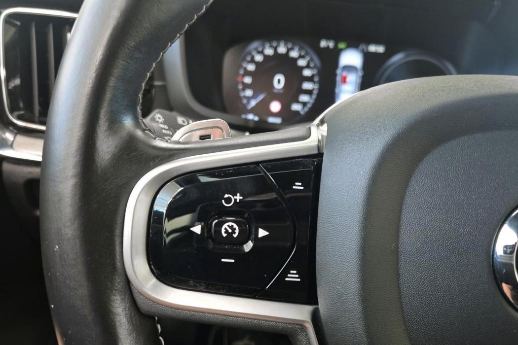 VOLVO S60 2020