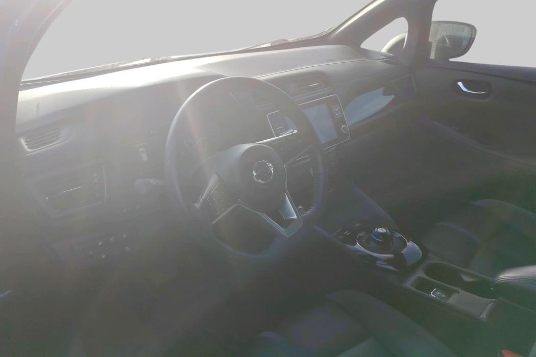 NISSAN Leaf 2021
