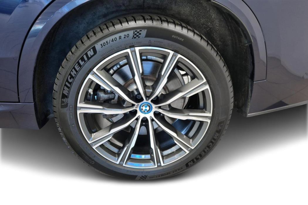 BMW X5 2023