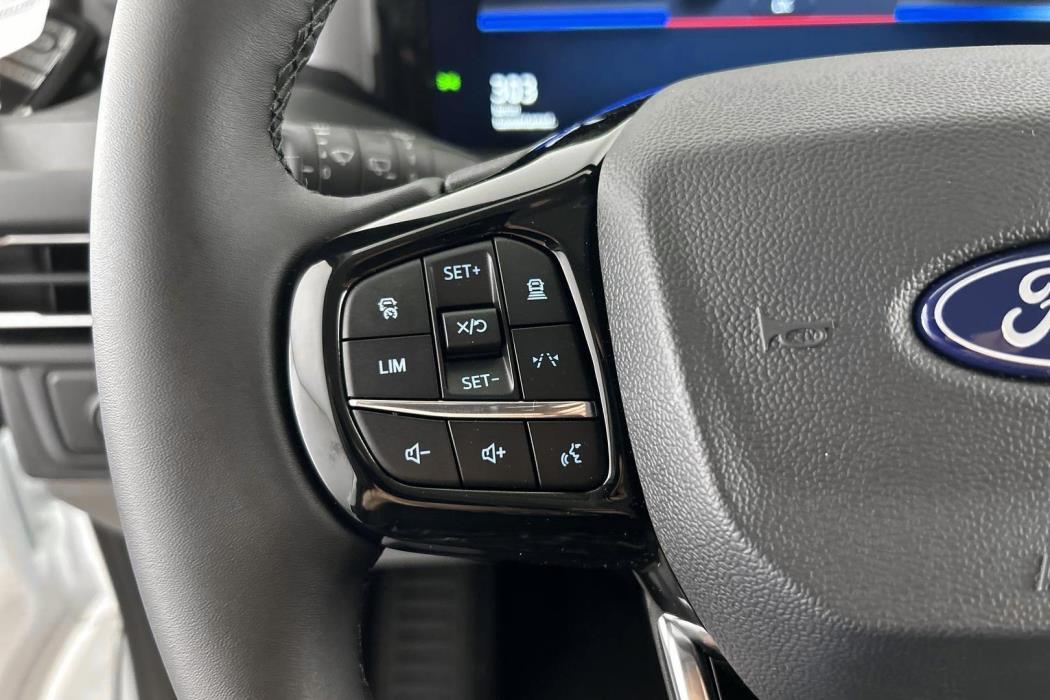 FORD Tourneo Custom 2025