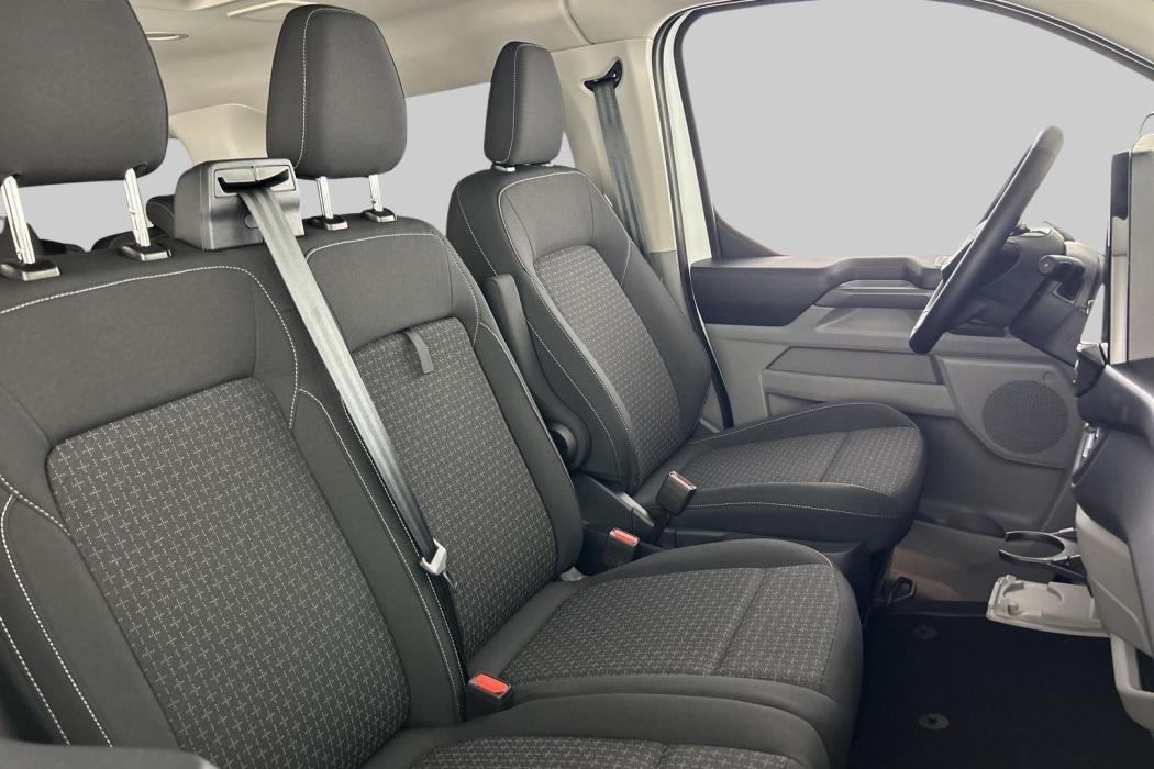 FORD Tourneo Custom 2025