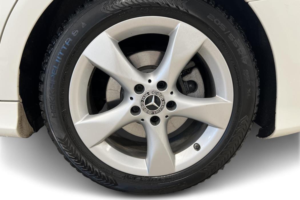 MERCEDES-BENZ CLA 2018