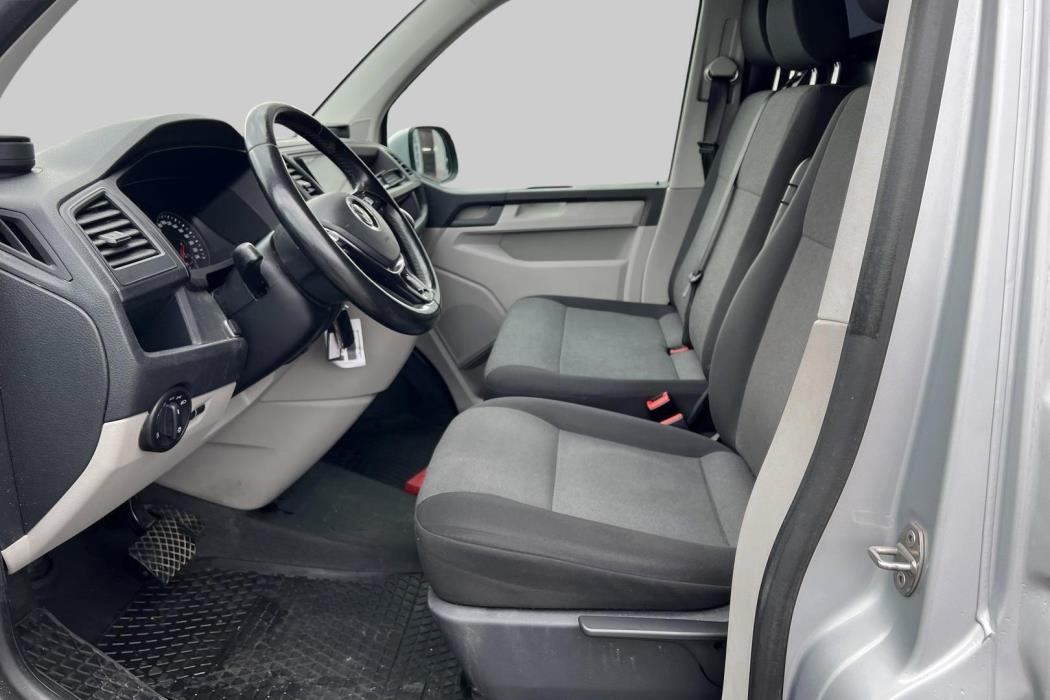 VOLKSWAGEN Transporter 2018