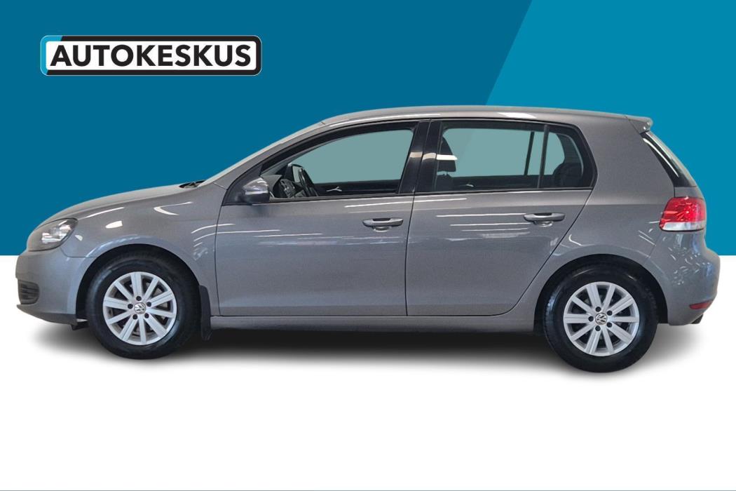 VOLKSWAGEN Golf 2012