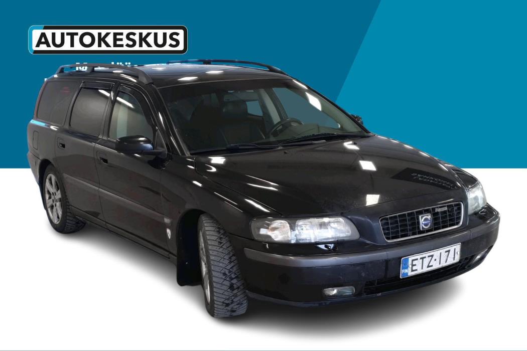 VOLVO V70 2004