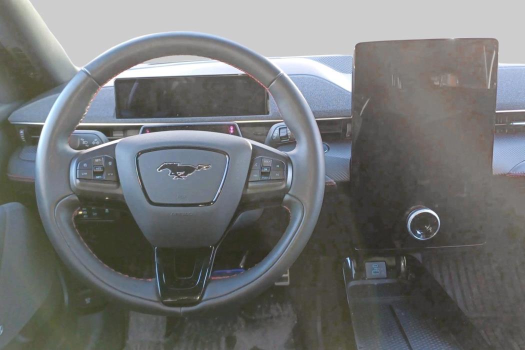 FORD Mustang Mach-E 2022