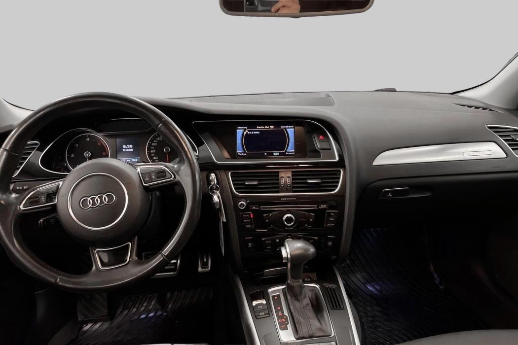 AUDI A4 2014