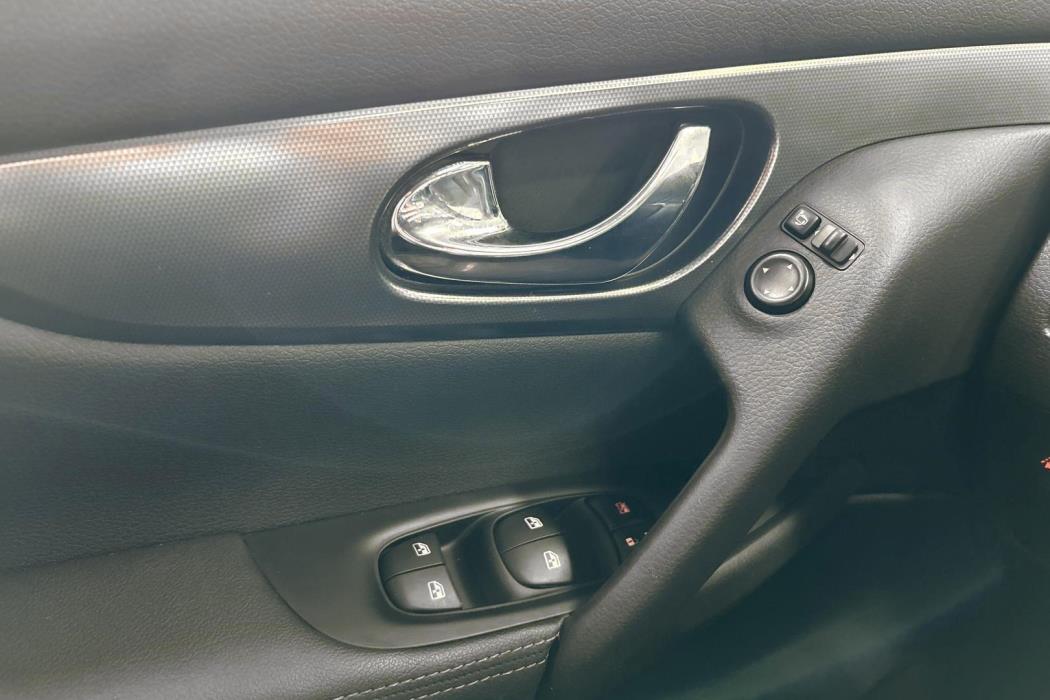 NISSAN Qashqai 2020