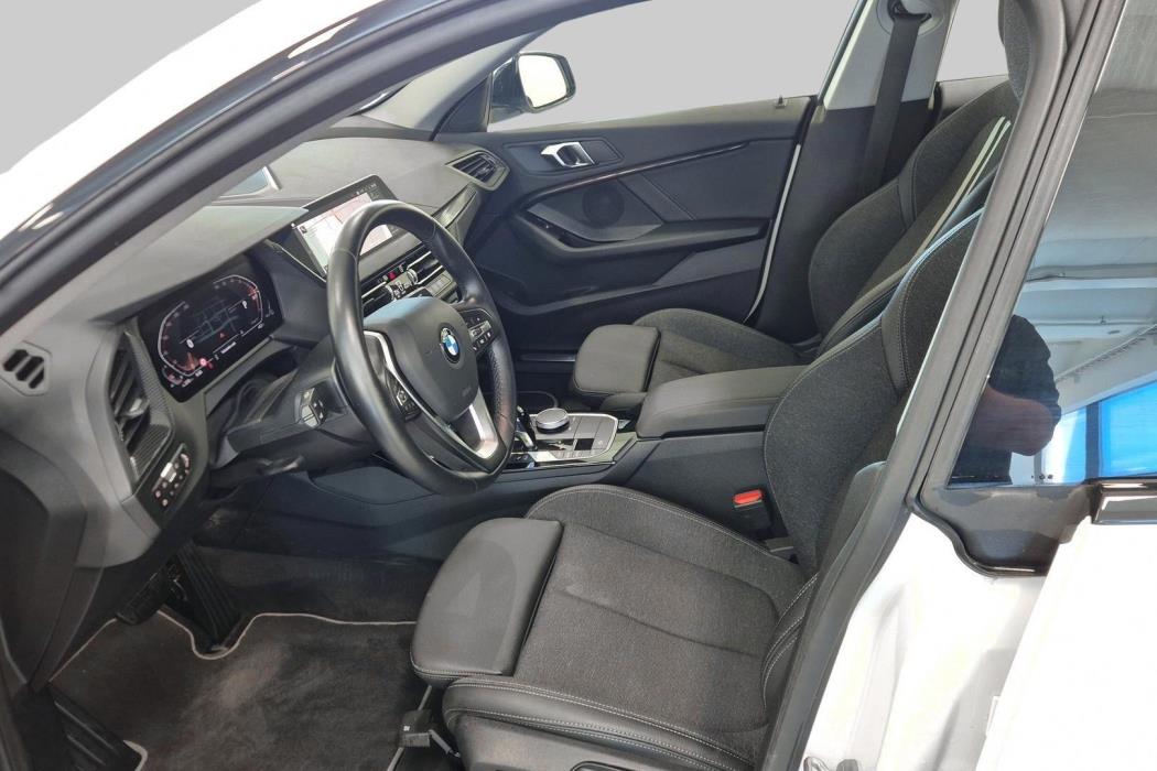 BMW 2-sarja 2023