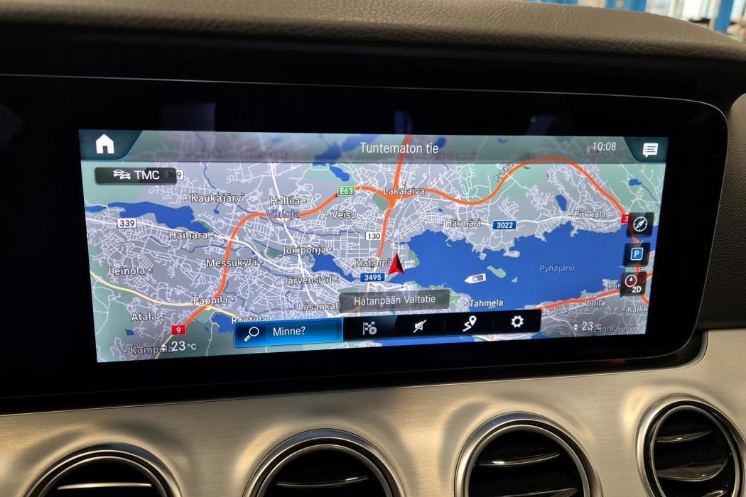 MERCEDES-BENZ E 2022