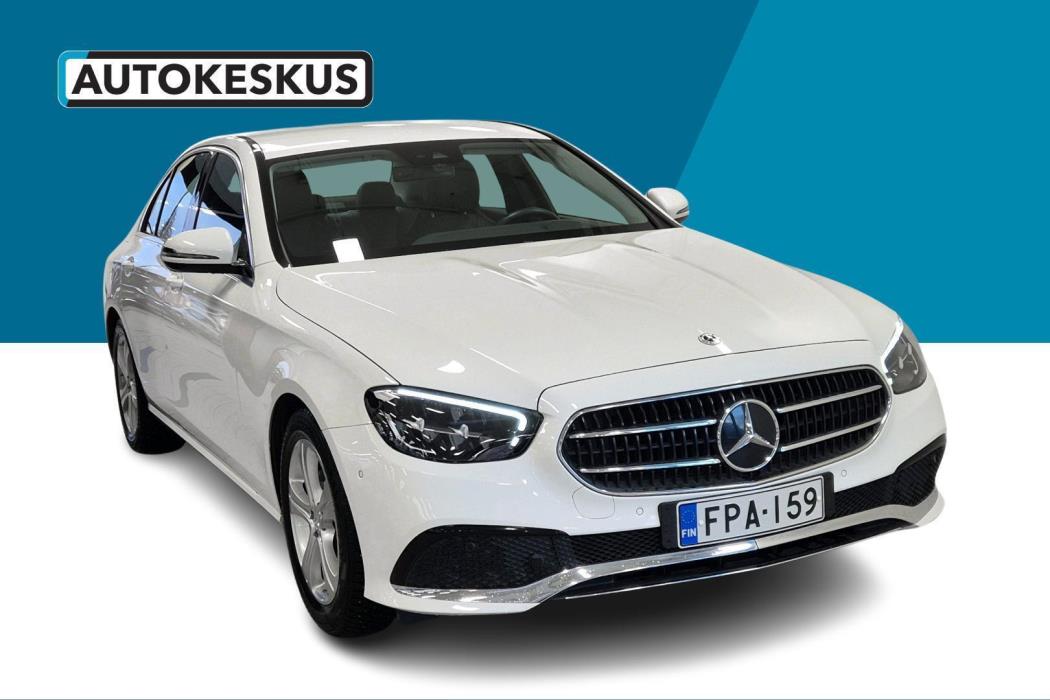 MERCEDES-BENZ E 2022