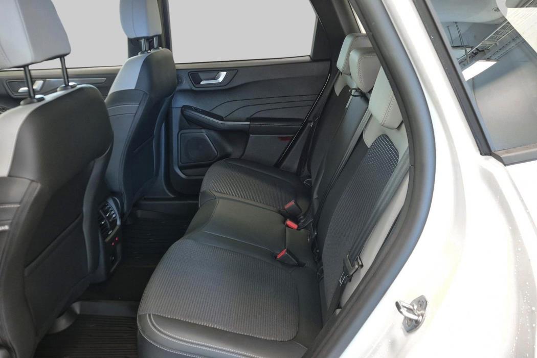 FORD Kuga 2026